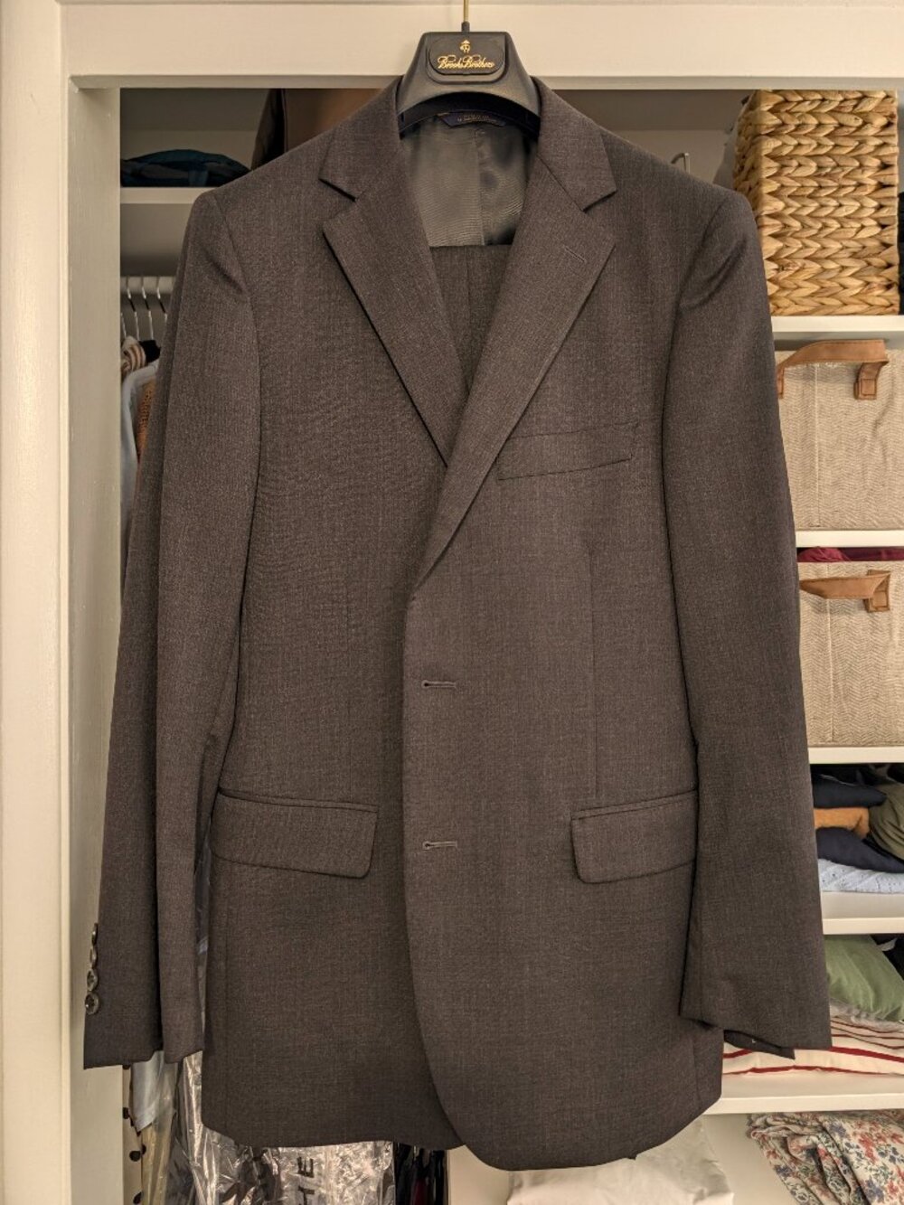 Brooks Brothers 1818 Fitzgerald Suit - 38R jacket, 32 pants, Grey/Charcoal
